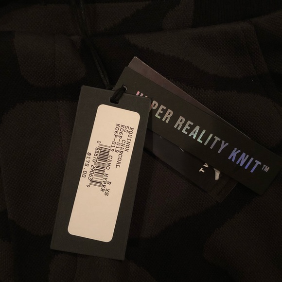 ๐ Camo Sweat Capri - Lounge In Style! - Picture 6 of 8